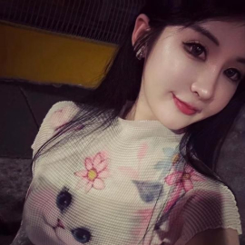 金多多美女