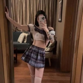 丝袜制服西西