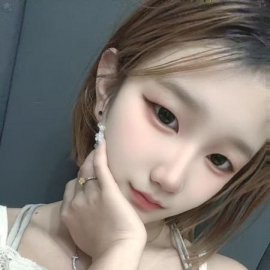 08三点粉白虎妹妹