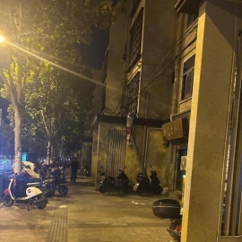 合肥 电瓶车上的爱情