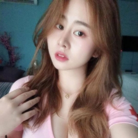 清纯颜值大奶月月