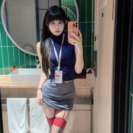 长腿细腰制服团团