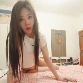 俏媚北漂未婚妞