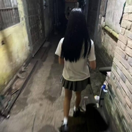南宁青秀站街 JK制服 年轻很紧